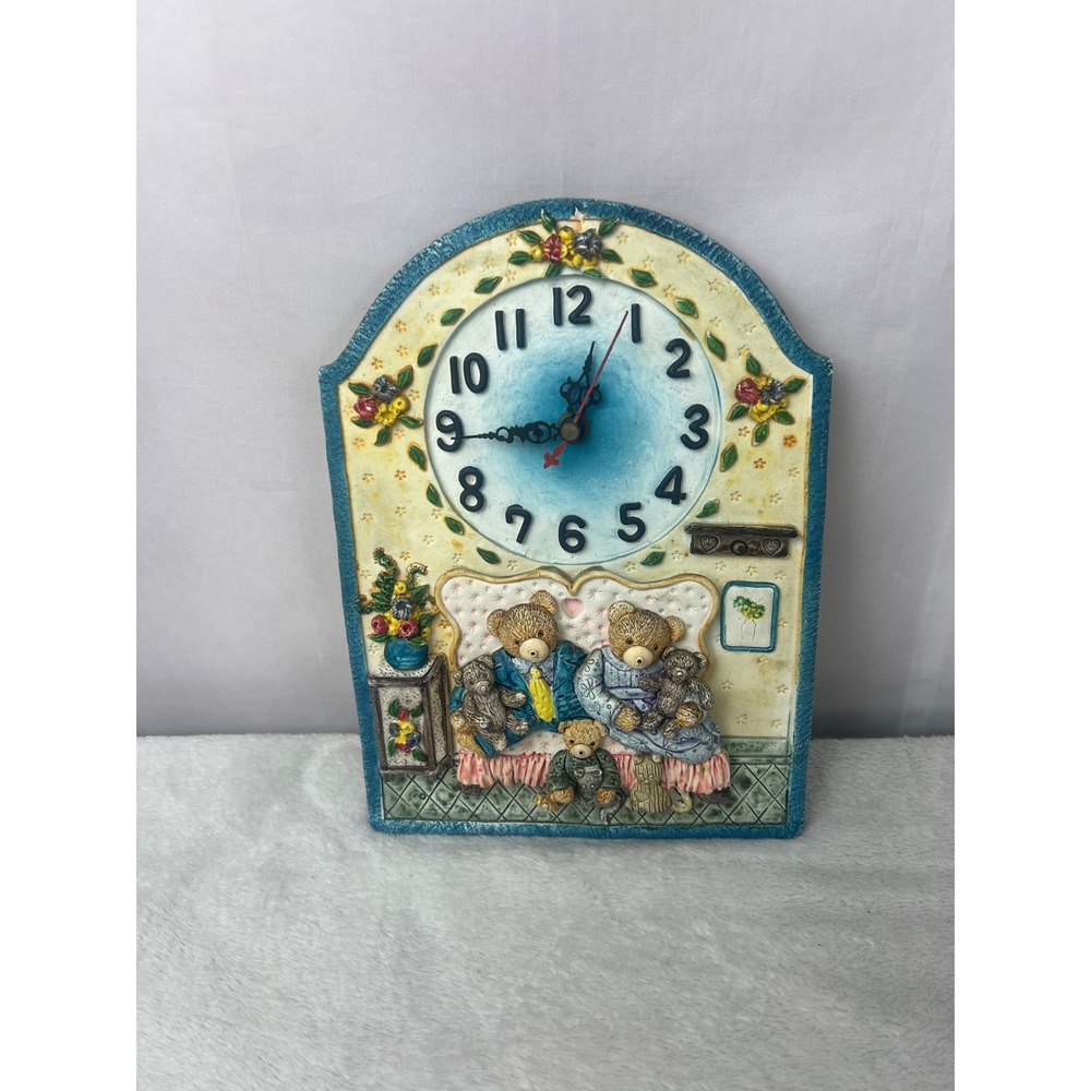 Vintage Teddy Bear Family 3D Resin Wall Clock Nursery Decor Blue Cream 8x6